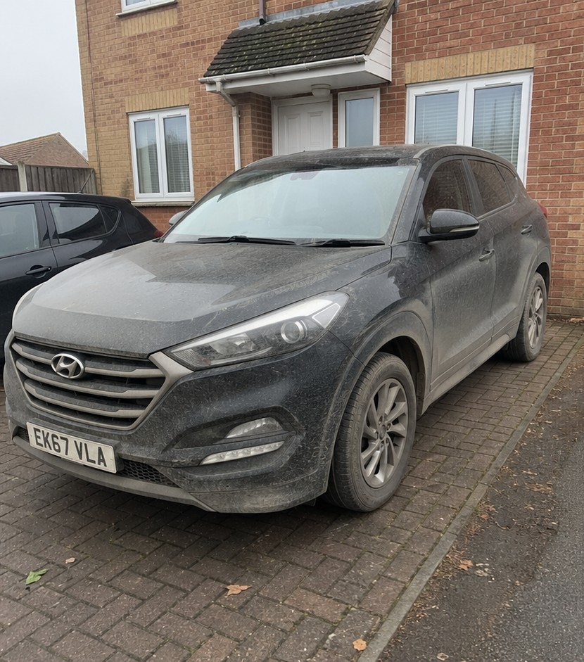 Before detailing a Hyundai Tucson SUV